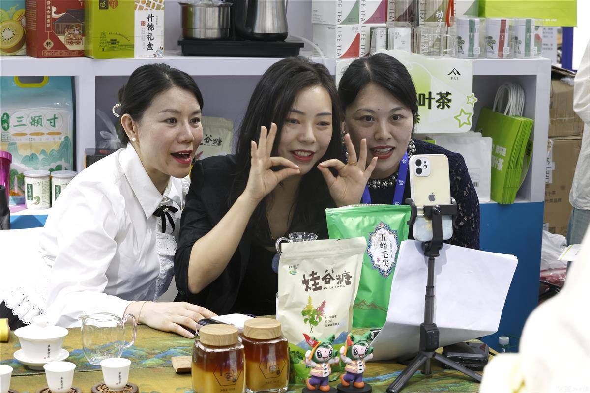 推饼子游戏下载